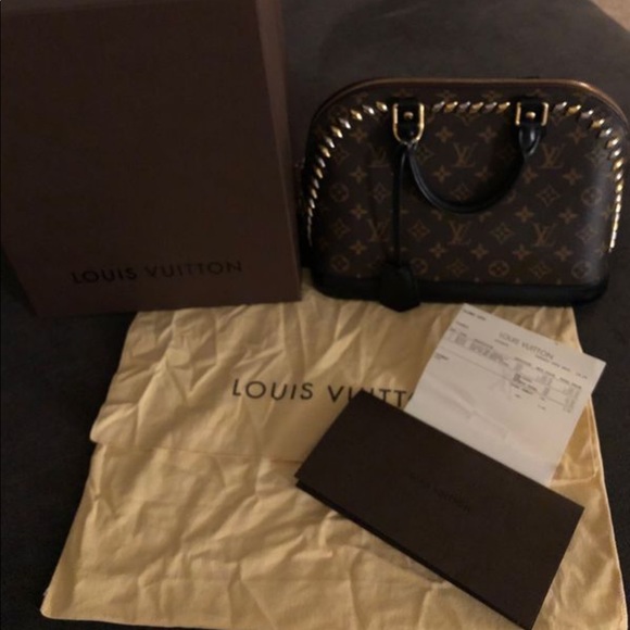 Louis Vuitton Alma purse with spikes - Picture 6 of 7